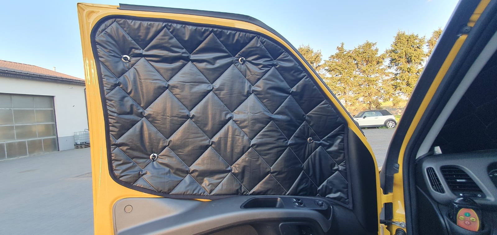 Mata termiczna bus – przednia szyba